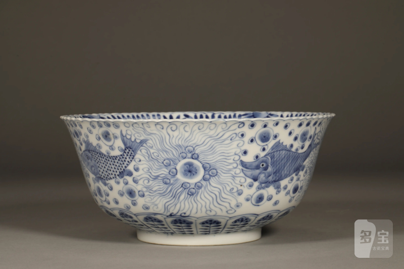 清初 青花鱼藻纹花口碗 - 图5